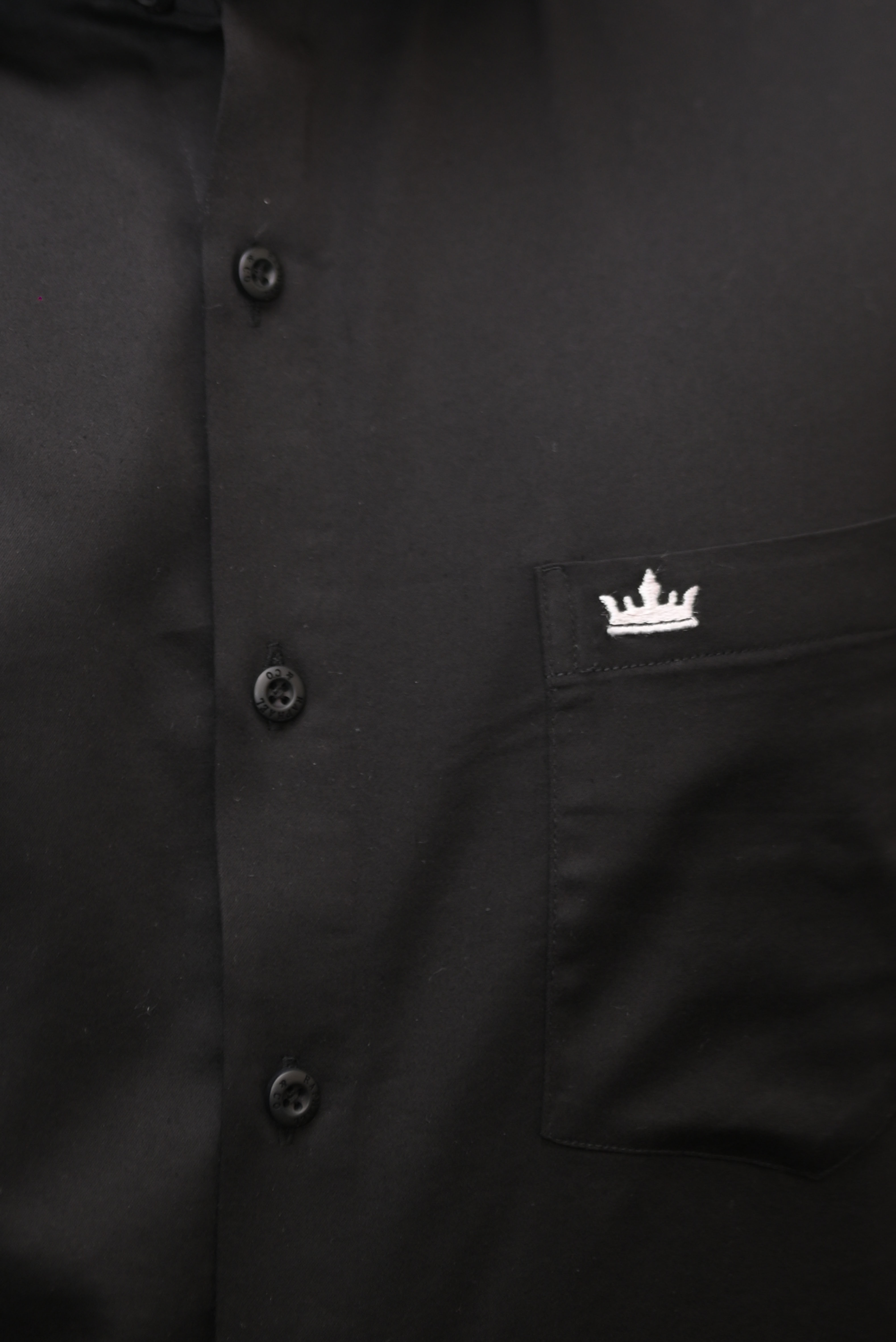 Men’s Black Colour Cotton-Satin Lycra Shirt – Slim Fit, 2-Way Stretch, Smart & Club Wear